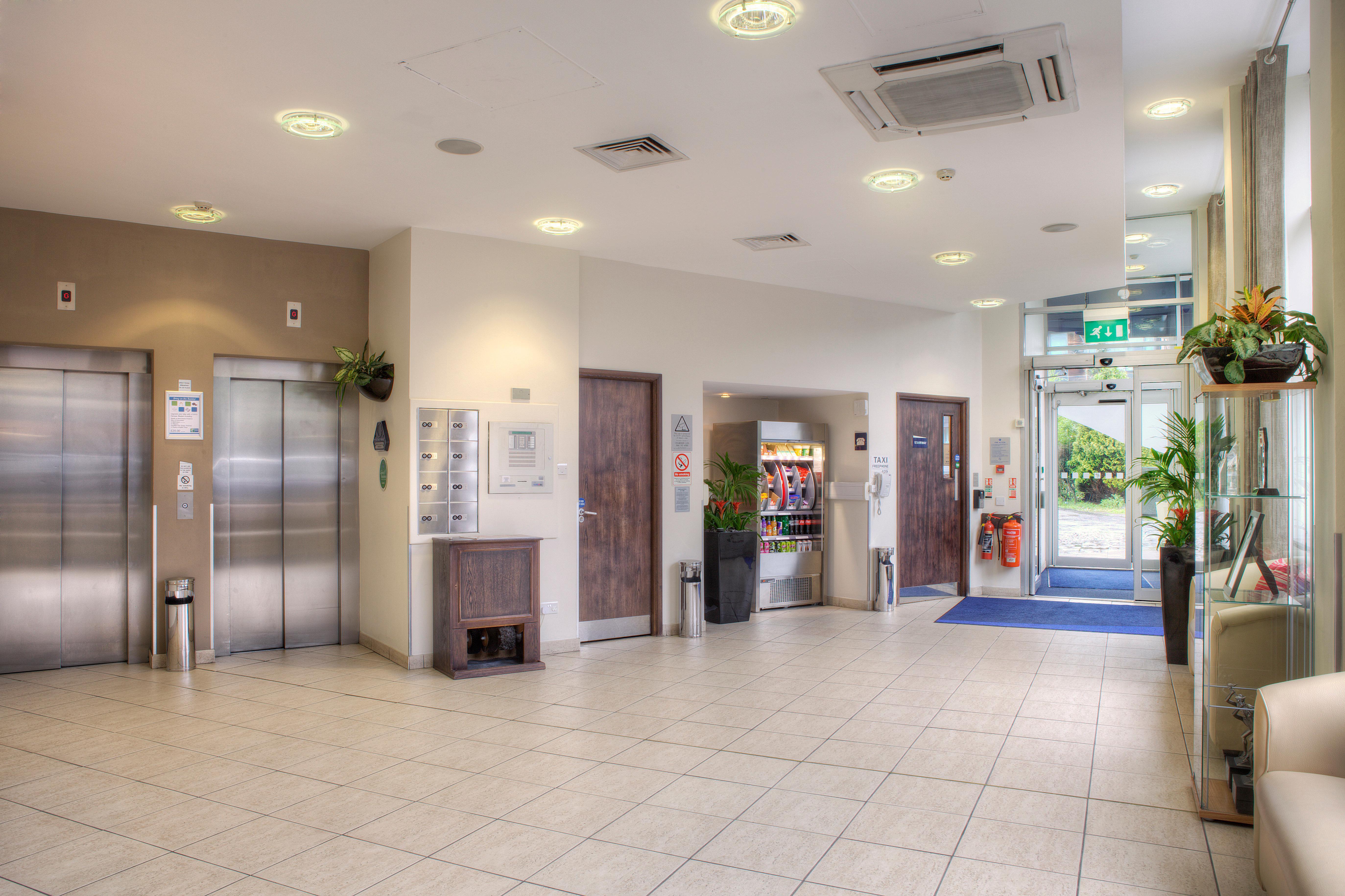 Holiday Inn Express - Glasgow - City Ctr Theatreland By Ihg Екстер'єр фото