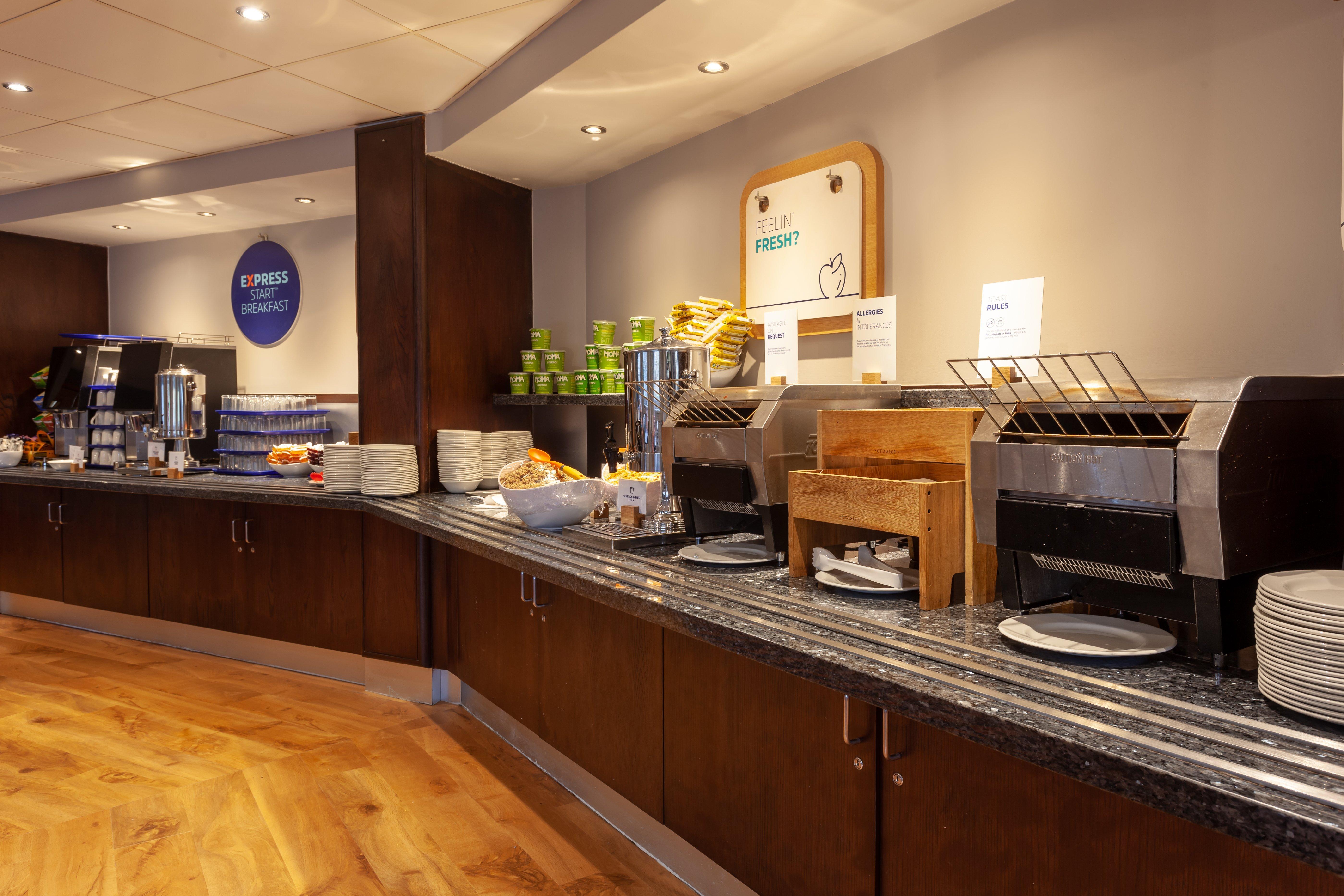 Holiday Inn Express - Glasgow - City Ctr Theatreland By Ihg Екстер'єр фото