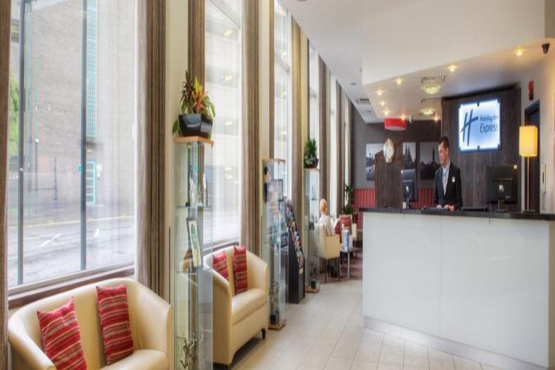 Holiday Inn Express - Glasgow - City Ctr Theatreland By Ihg Екстер'єр фото